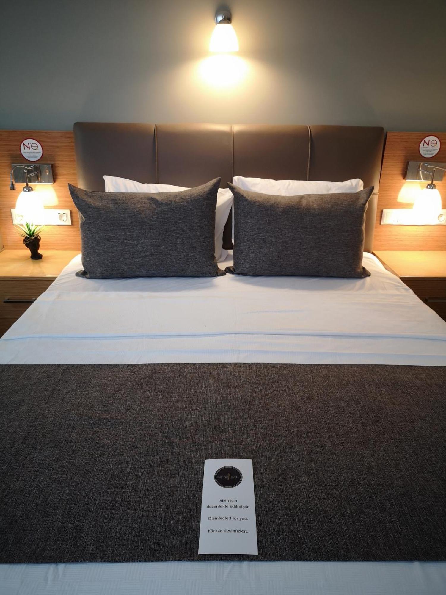 Grand Park Hotel Istanbul City Center Bed And Breakfast Esterno foto